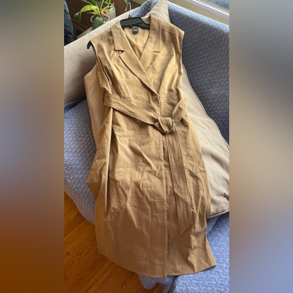 BOSS Sleeveless Belted Wrap Dress. Size 10 Women
#75 - Picture 6 of 13